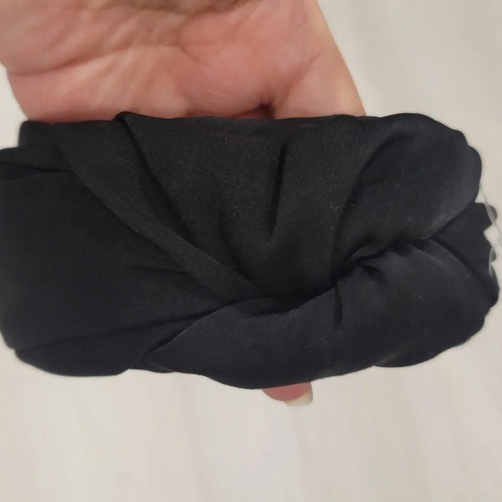 NEW THE BEACHWAVER CO. Black Knotted Headband